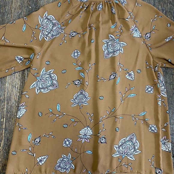 NWT Reitman’s Floral Blouse 🌼 - Picture 7 of 7